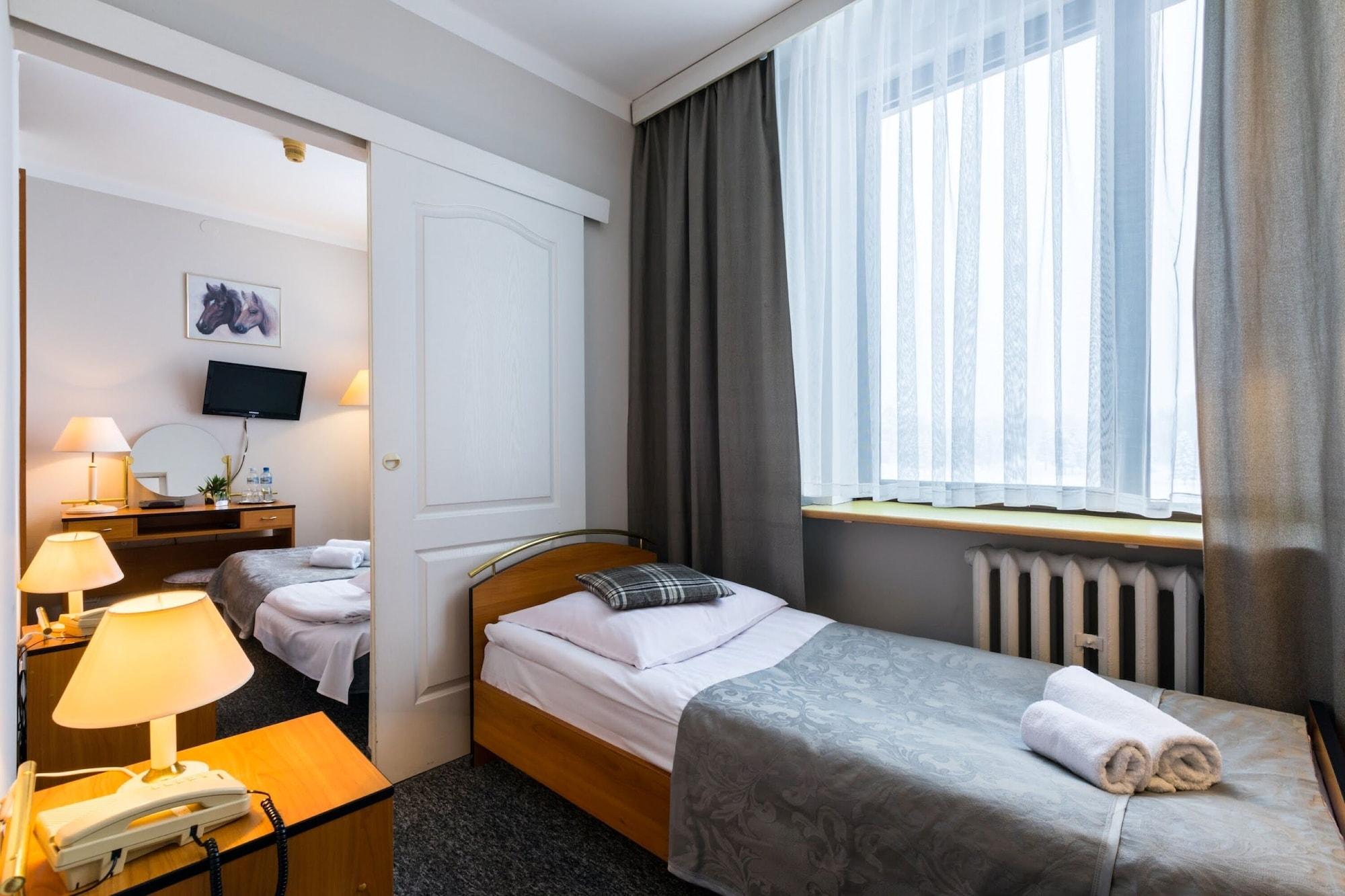 Hotel Helios 300M Od Krupowek Nowy Basen Od 12 Lipca Zakopane Ngoại thất bức ảnh