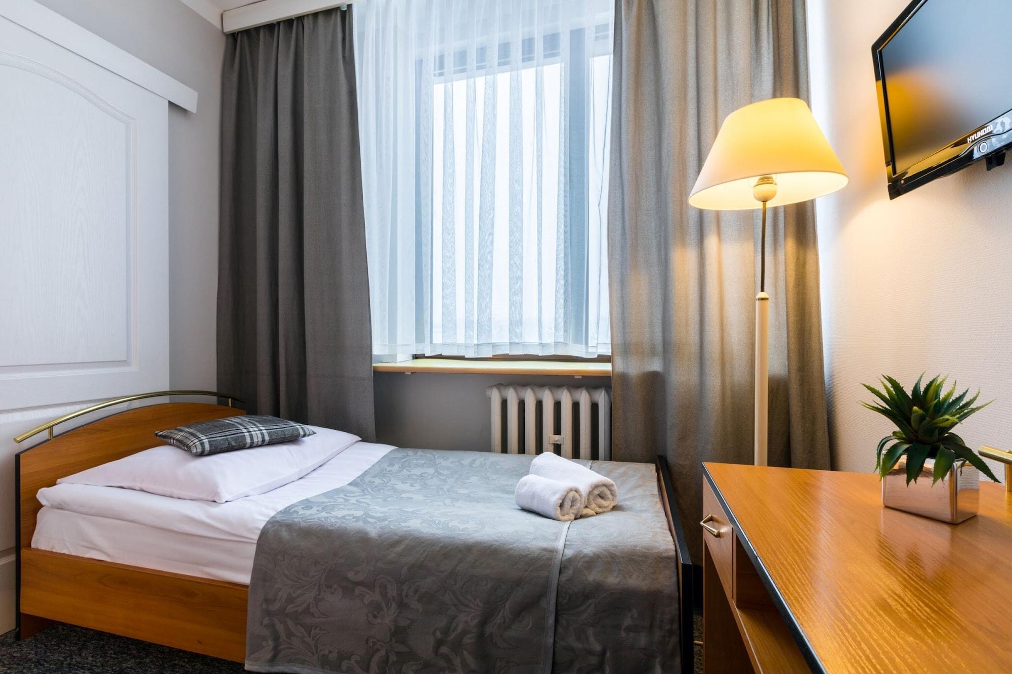 Hotel Helios 300M Od Krupowek Nowy Basen Od 12 Lipca Zakopane Ngoại thất bức ảnh