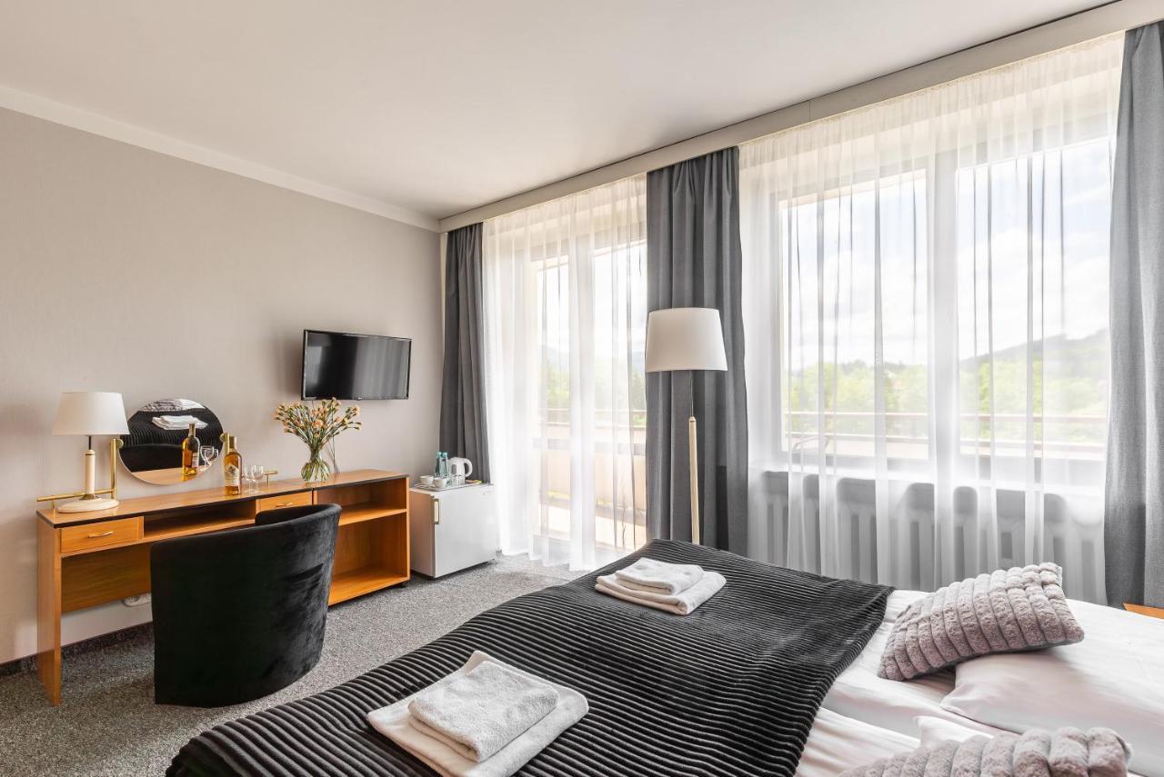 Hotel Helios 300M Od Krupowek Nowy Basen Od 12 Lipca Zakopane Ngoại thất bức ảnh