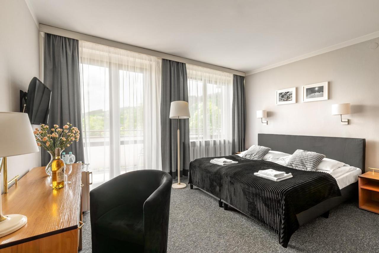 Hotel Helios 300M Od Krupowek Nowy Basen Od 12 Lipca Zakopane Ngoại thất bức ảnh