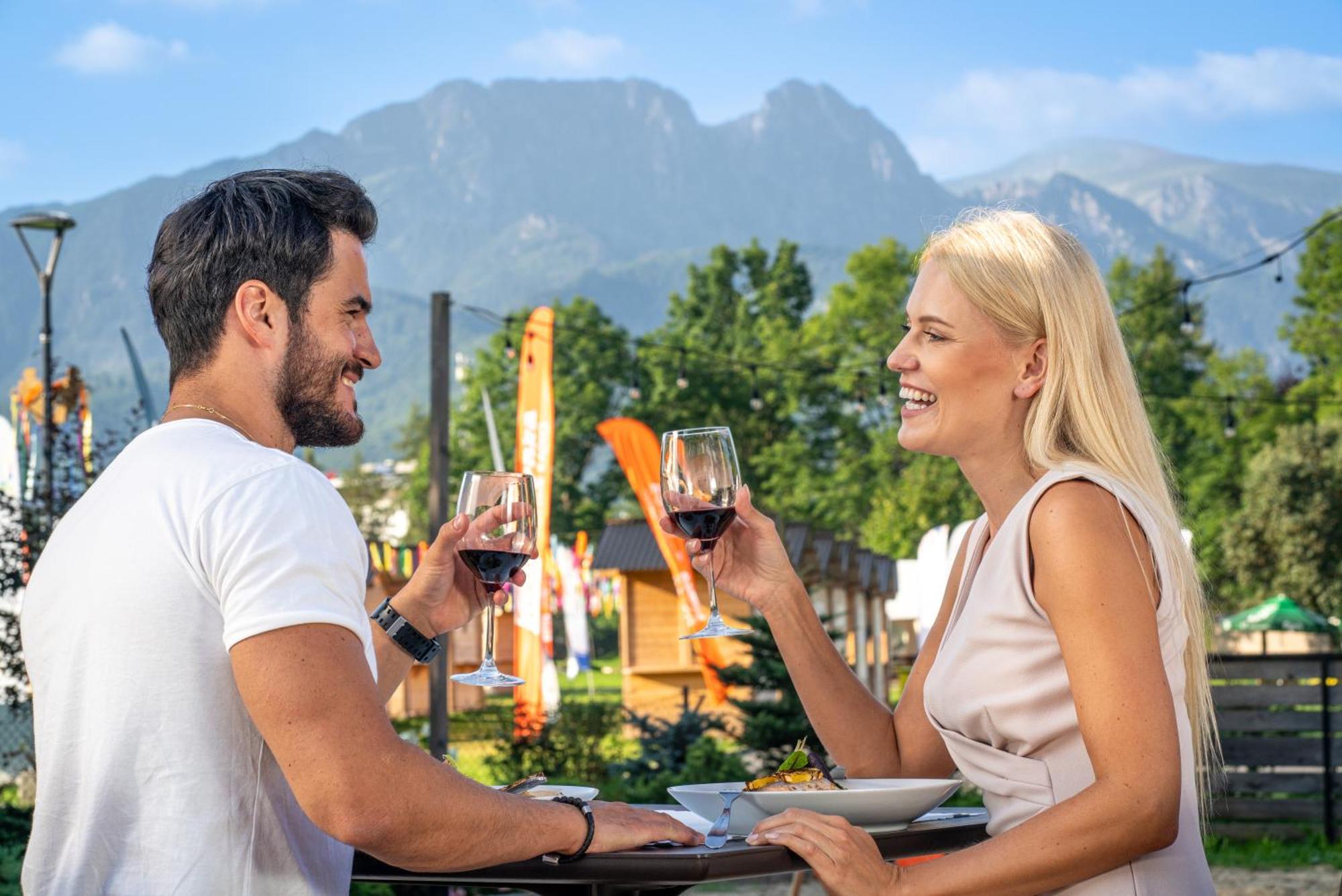 Hotel Helios 300M Od Krupowek Nowy Basen Od 12 Lipca Zakopane Ngoại thất bức ảnh