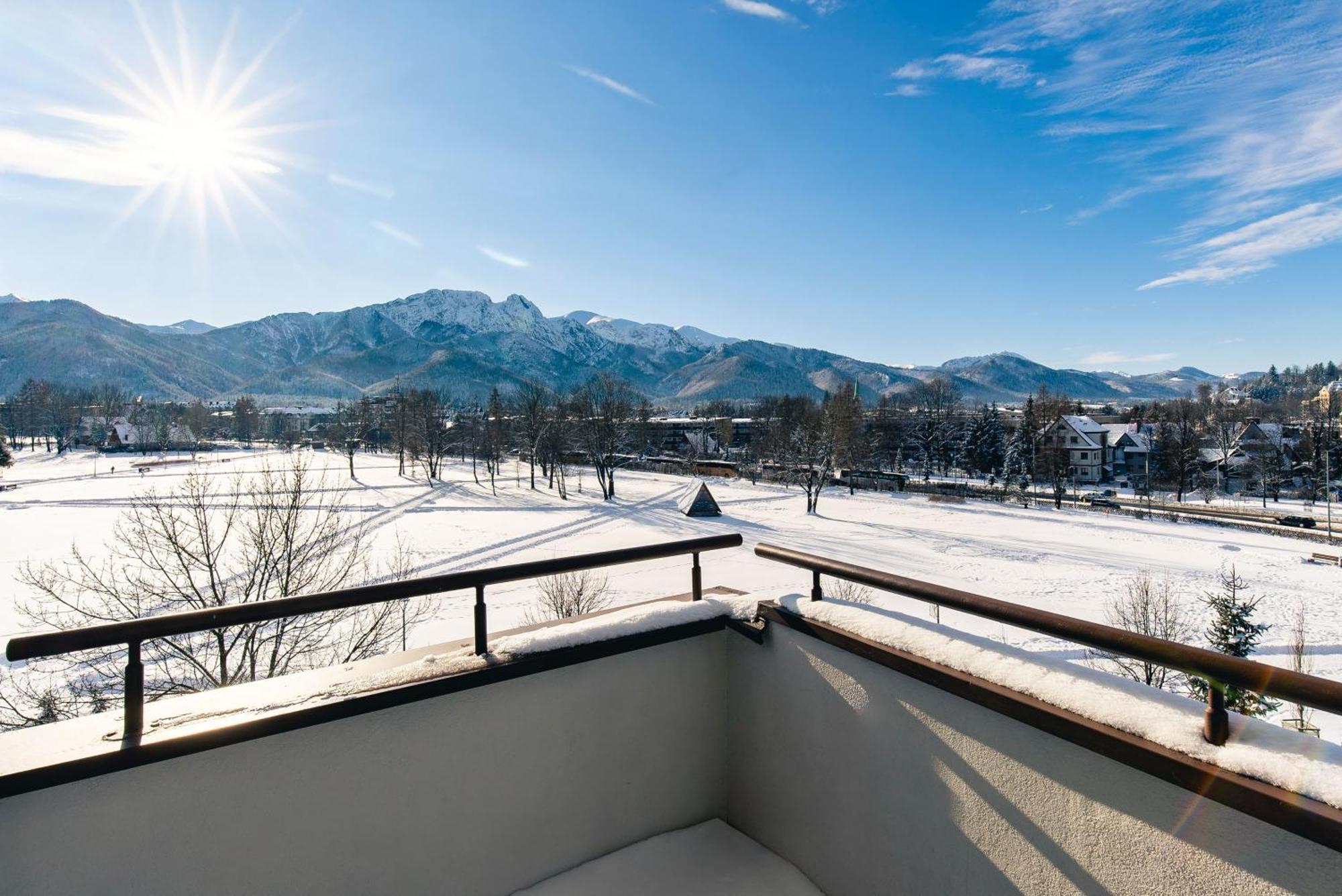 Hotel Helios 300M Od Krupowek Nowy Basen Od 12 Lipca Zakopane Ngoại thất bức ảnh