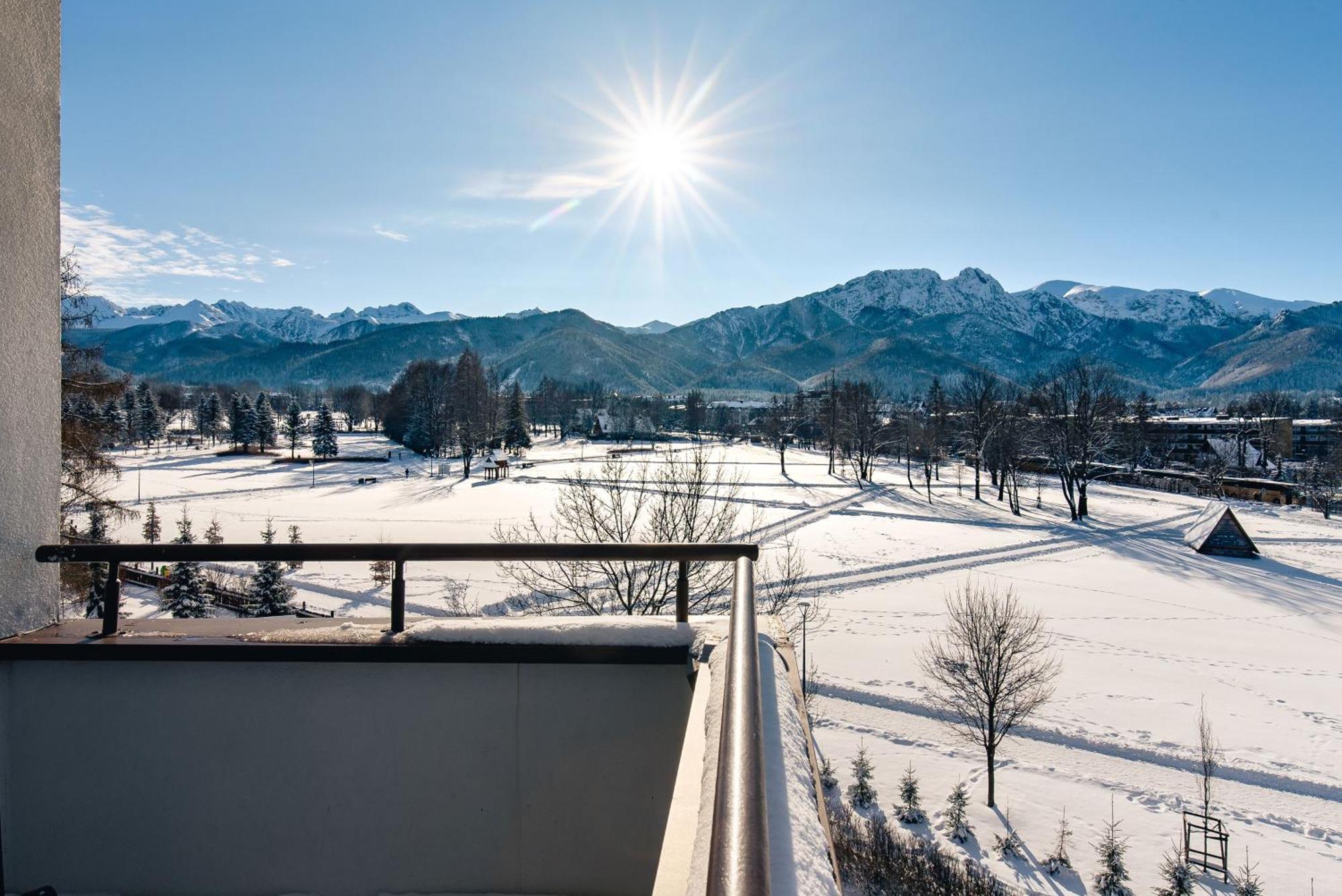 Hotel Helios 300M Od Krupowek Nowy Basen Od 12 Lipca Zakopane Ngoại thất bức ảnh